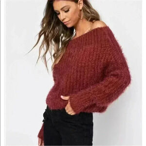 TOBI Thick Yarn Off The Shoulder Sweater In Brick Color Size Large EUC!
